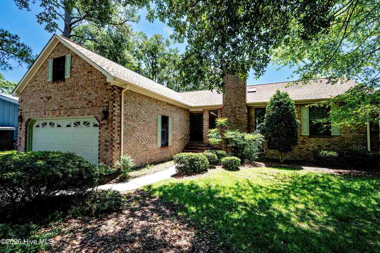 5722 Gondolier Dr - Photo 3 of 23