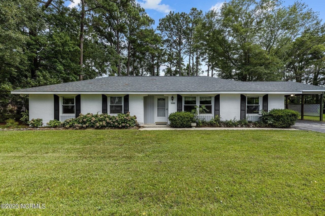 4303 Country Club Rd - Photo 2 of 46