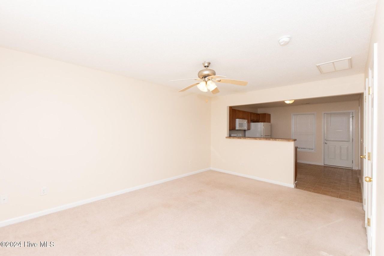 125 Cornerstone Pl - Photo 5 of 27