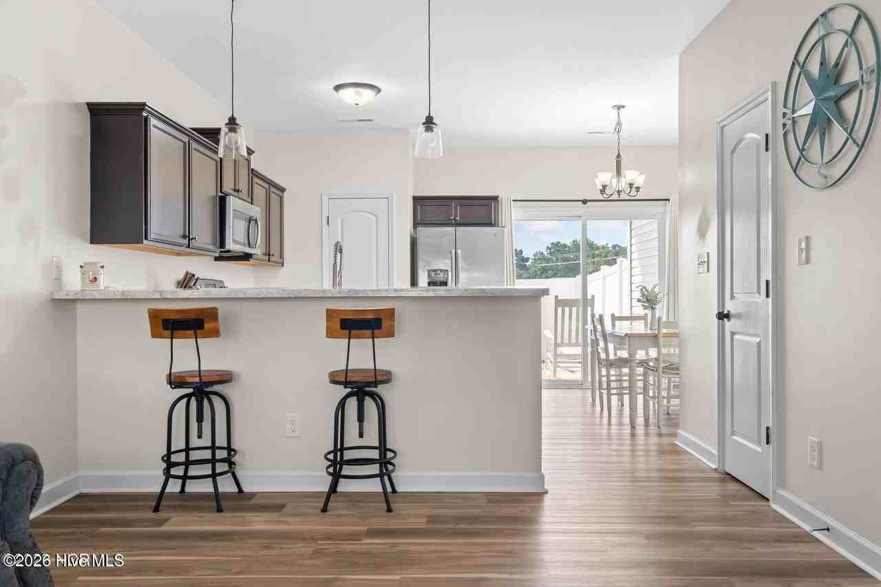 302 Justice Farm Dr - Photo 7 of 29
