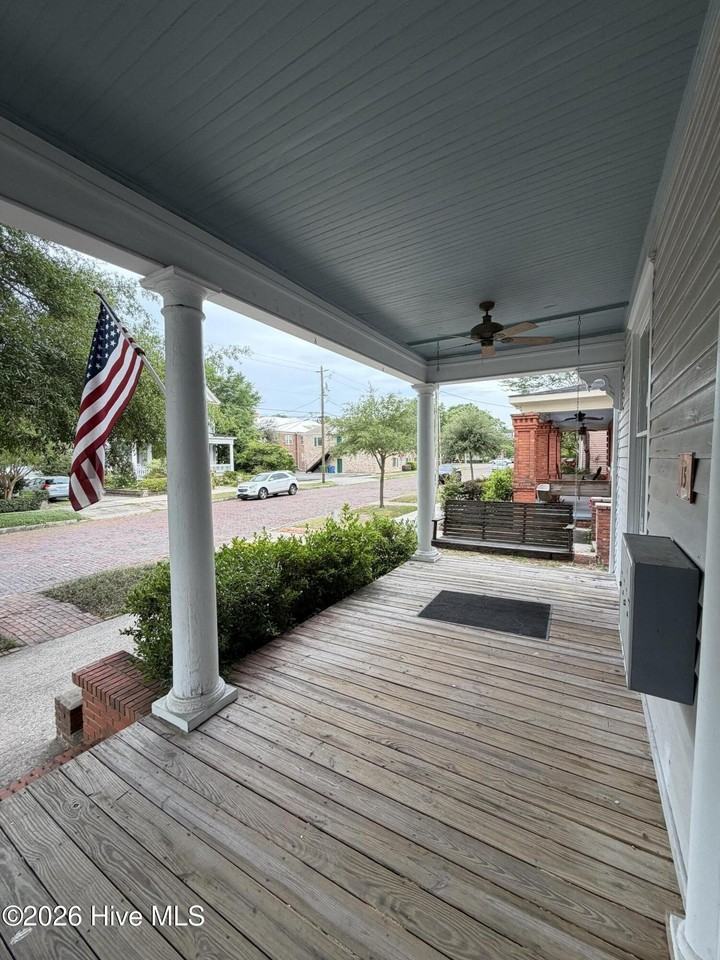 15 N 7th St #ACD - Photo 2 of 18
