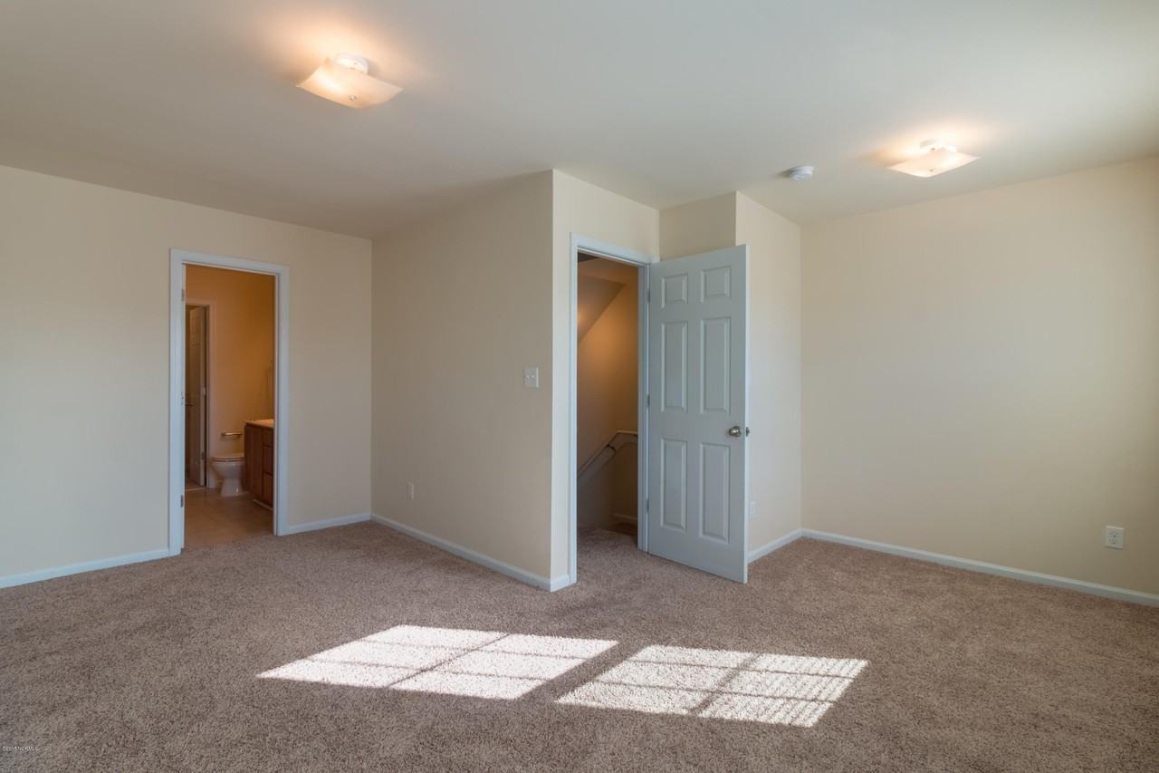303 Caldwell Loop - Photo 6 of 13
