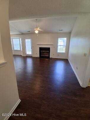 1403 Weimarner Ct - Photo 2 of 12