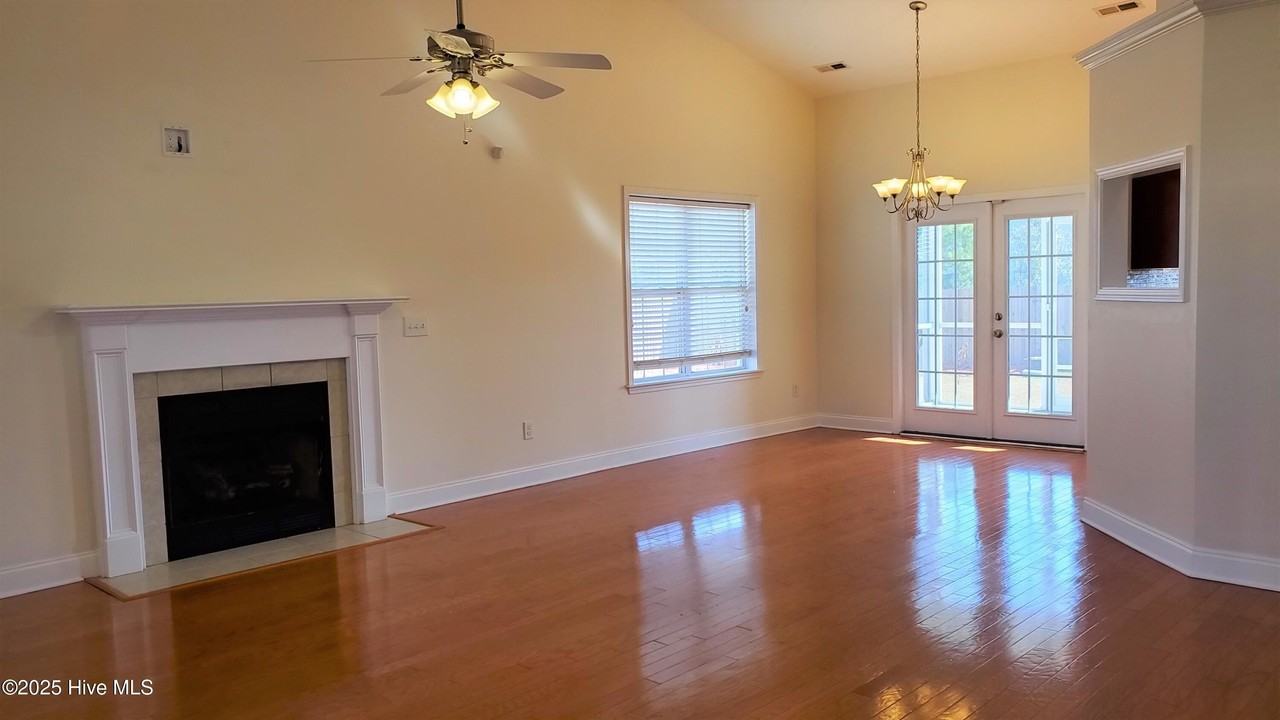 2622 Ravens Glass Ct - Photo 2 of 14