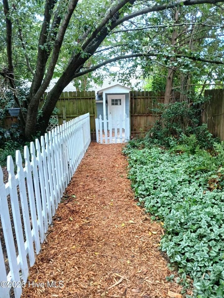 2204 Princess Place Dr #B - Photo 3 of 15