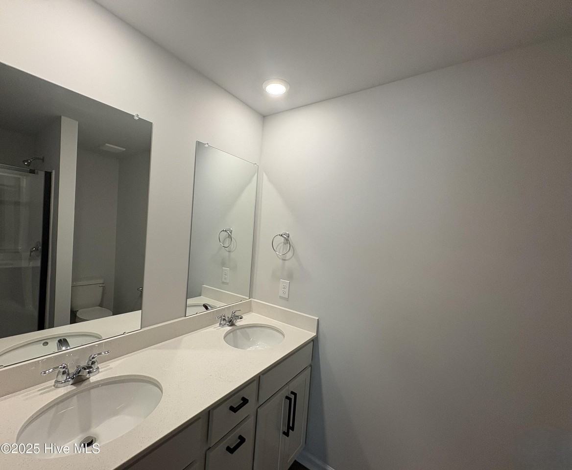 4826 Abbington Oaks Way Se - Photo 7 of 17