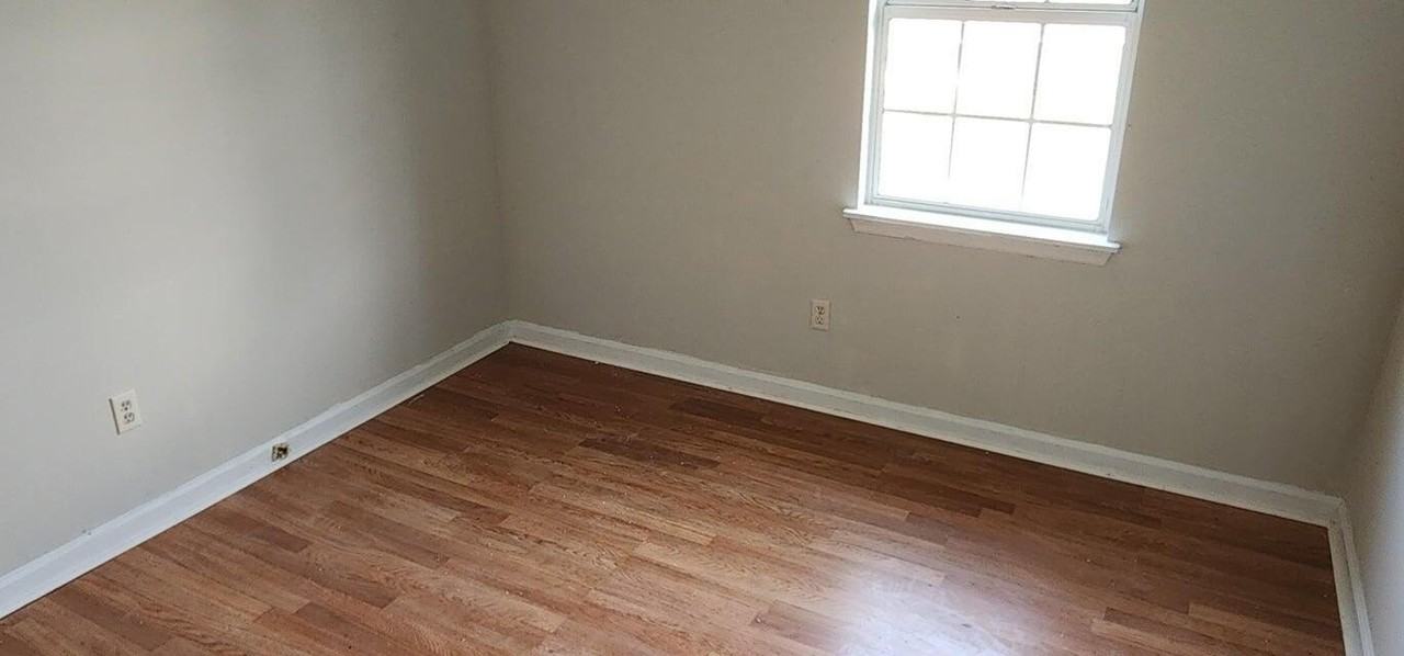 2615 Claymont Rd - Photo 5 of 10