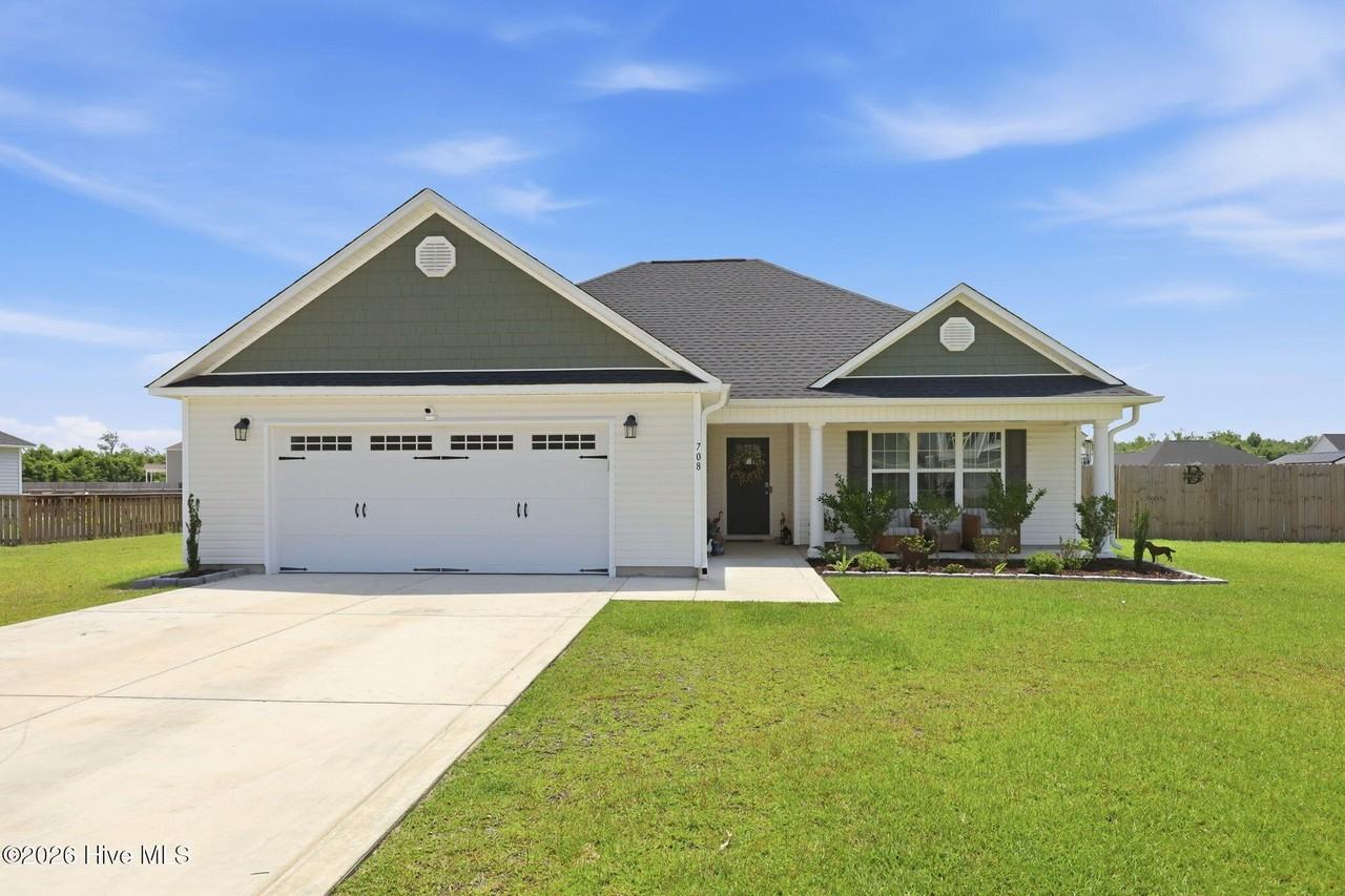 708 Puppy Drum Ln - Photo 2 of 36