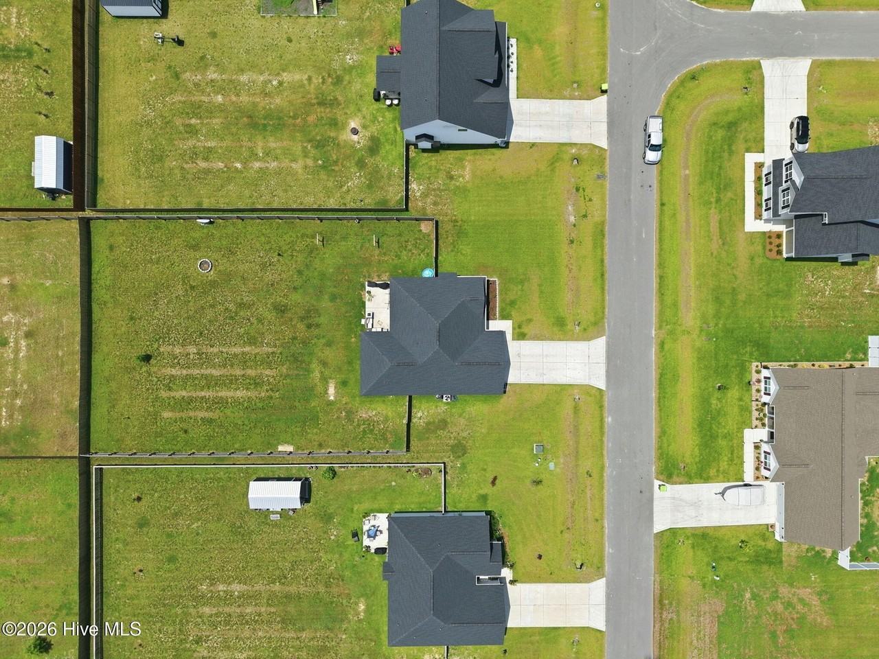 708 Puppy Drum Ln - Photo 7 of 36