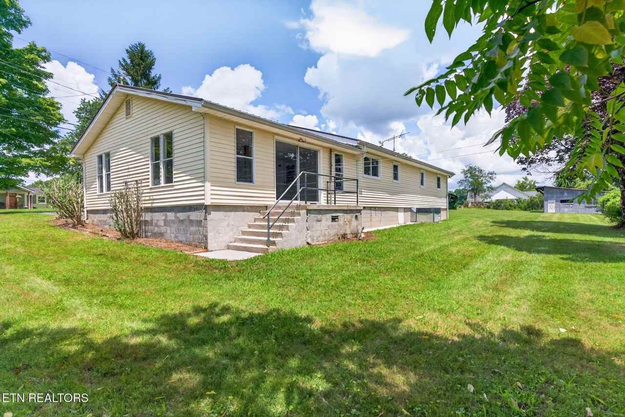 295 Bilbrey Rd - Photo 3 of 19