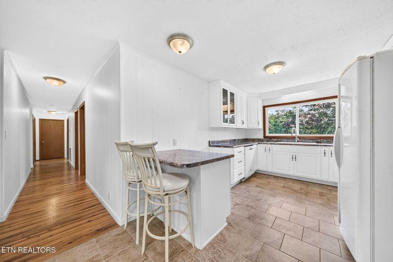 295 Bilbrey Rd - Photo 7 of 19