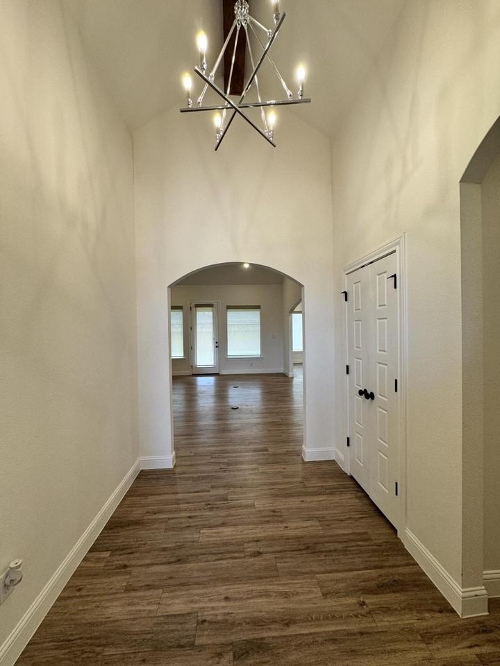 3621 121st St - Photo 2 of 24