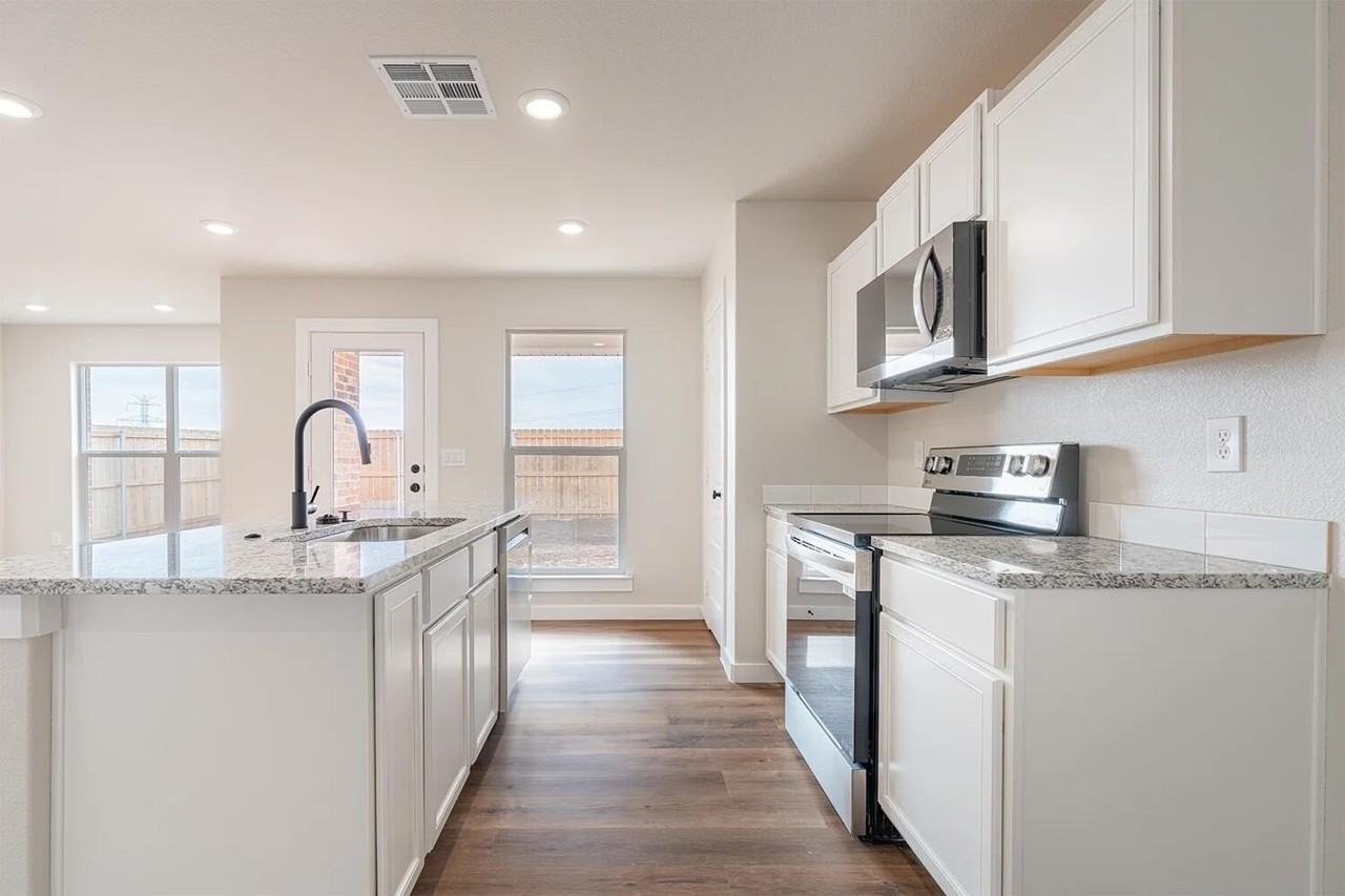 3521 Turner Ave - Photo 4 of 7