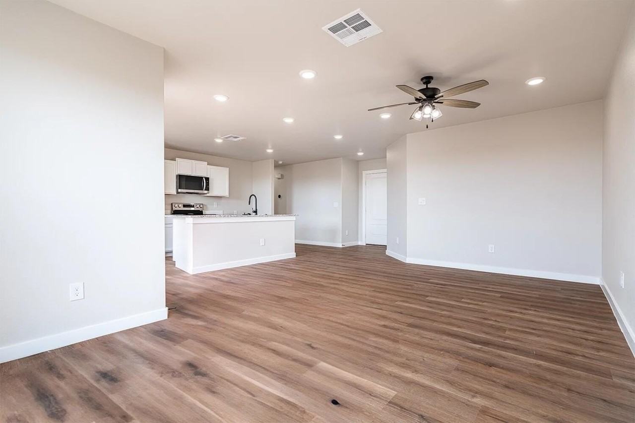 3521 Turner Ave - Photo 5 of 7