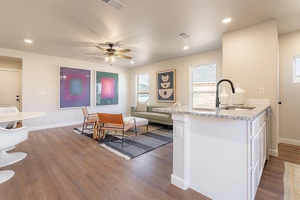 3525 Turner Ave - Photo 4 of 7