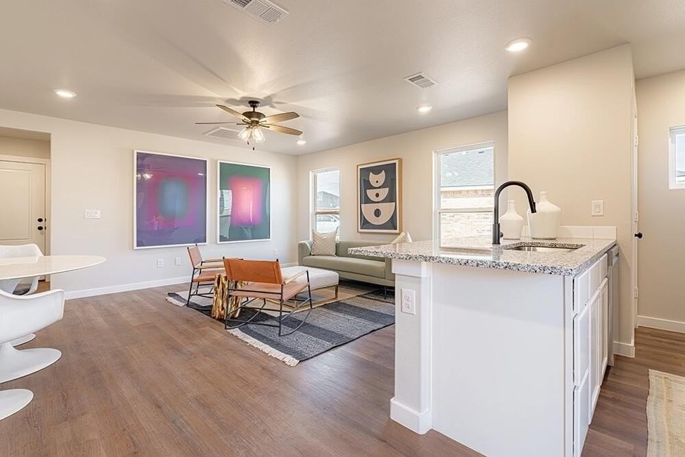 3515 Turner Ave - Photo 5 of 8