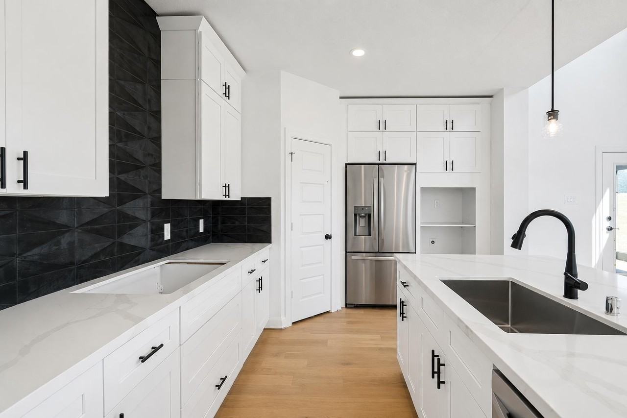 Ramrock Cir - Photo 3 of 6