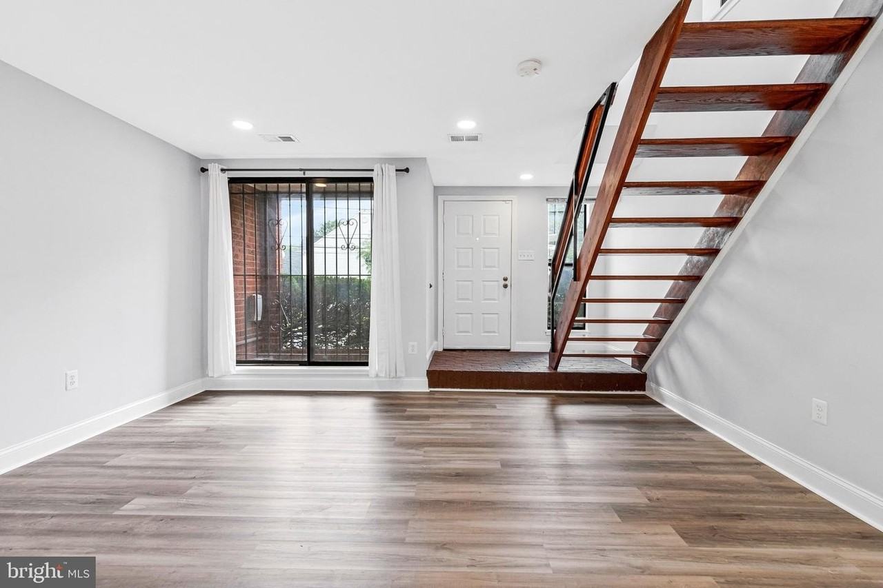 2435 18th St Ne - Photo 6 of 50