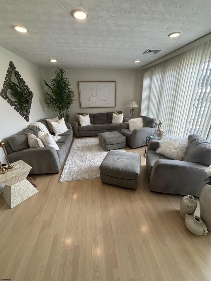 9 N Harding Ave - Photo 7 of 22