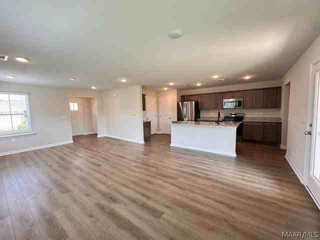 27 Coolidge Dr - Photo 7 of 21