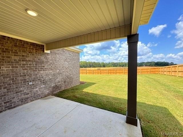 47 Coolidge Dr - Photo 4 of 23