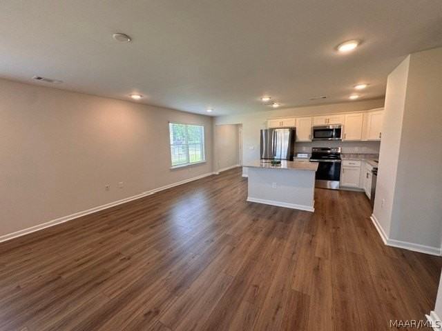 47 Coolidge Dr - Photo 6 of 23