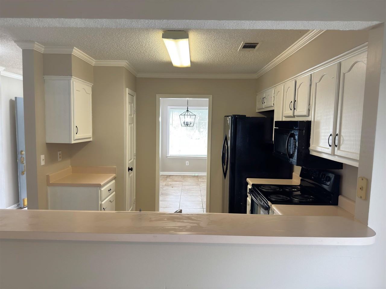 9040 Pepper Hollow Ct - Photo 5 of 18