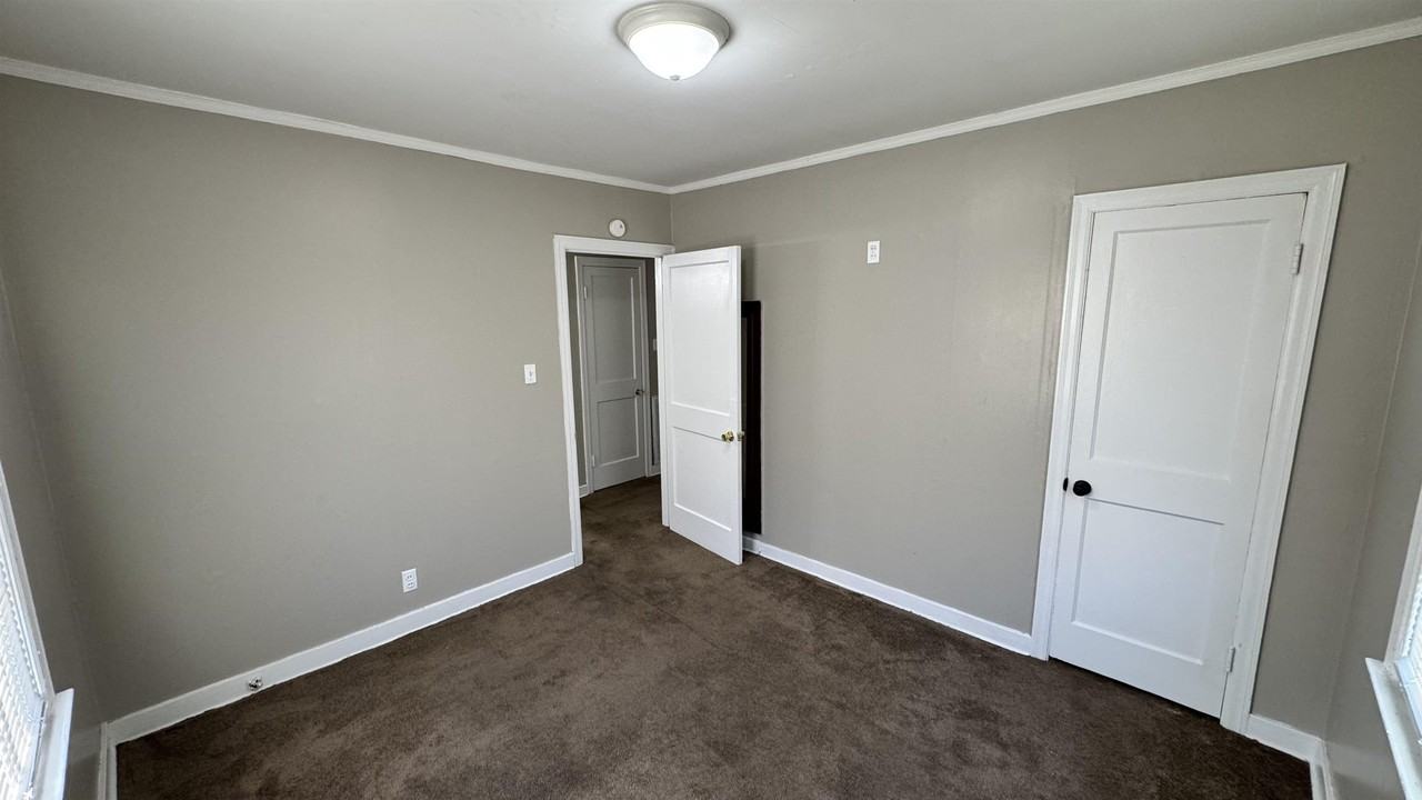 992 Wrenwood St - Photo 7 of 13