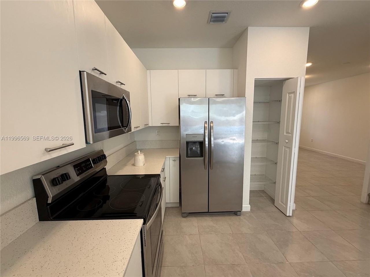 12845 Nw 24th Ave - Photo 3 of 8