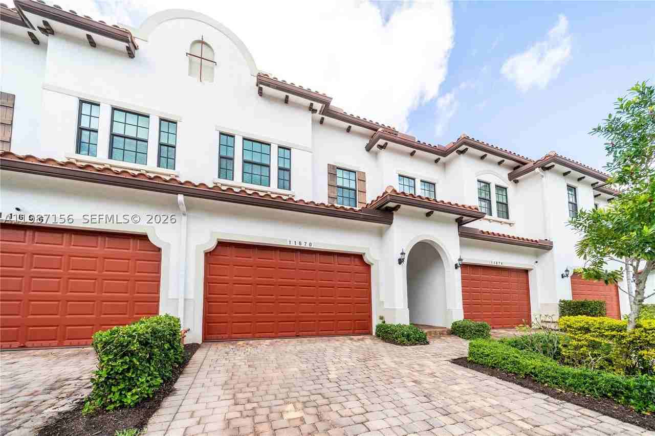 11674 Sw 13th Ln #1674 - Photo 2 of 38