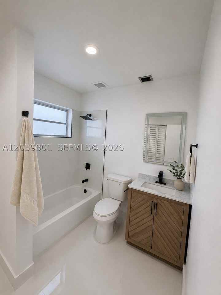 22 Sw 55th Avenue Rd #U - Photo 5 of 10