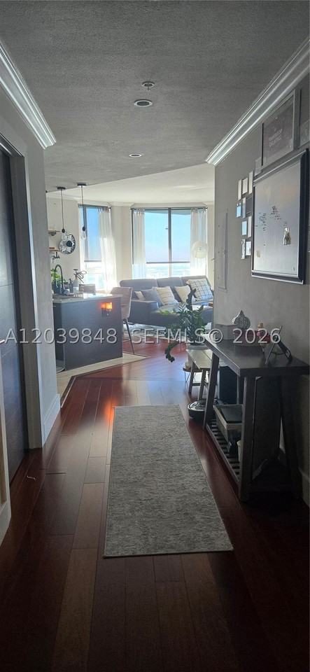 1900 N Bayshore Dr #3518 - Photo 6 of 39