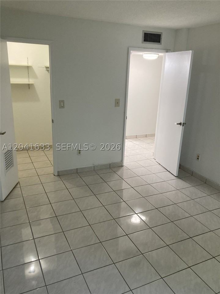 210 Fontainebleau Blvd #306 - Photo 6 of 19