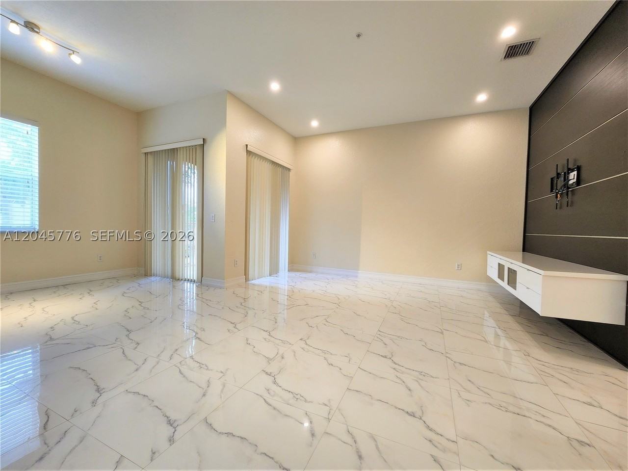 4405 Sw 160th Ave #204 - Photo 7 of 21
