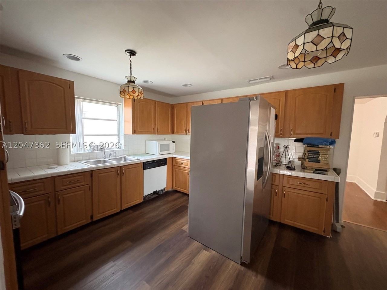 2928 Sw 15th St - Photo 5 of 12