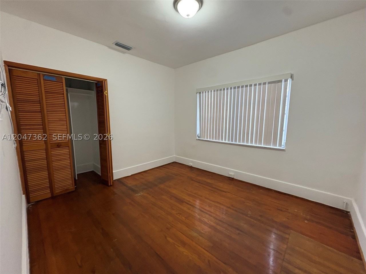 2928 Sw 15th St - Photo 7 of 12