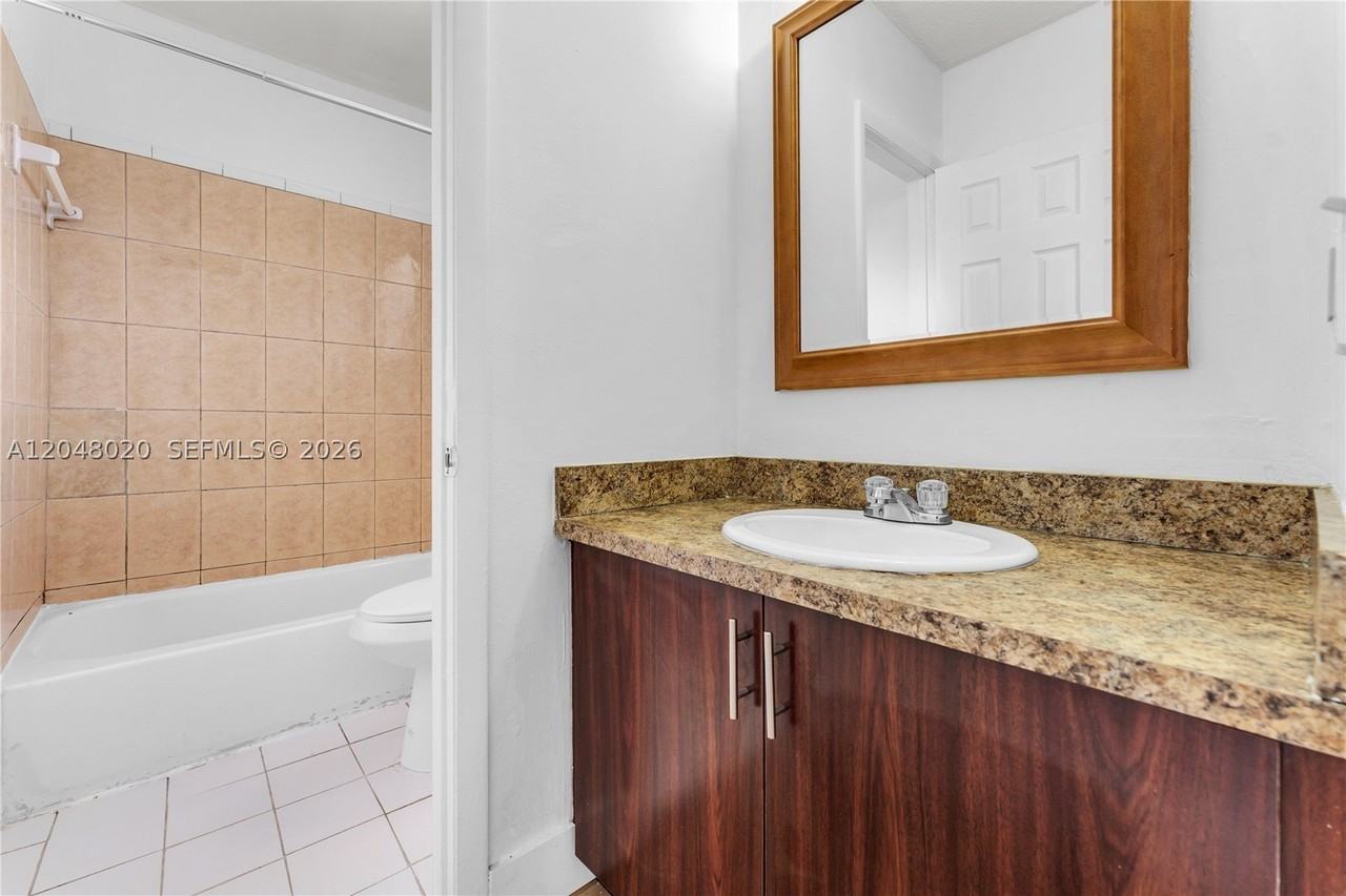 5653 Blueberry Ct #2 - Photo 6 of 11