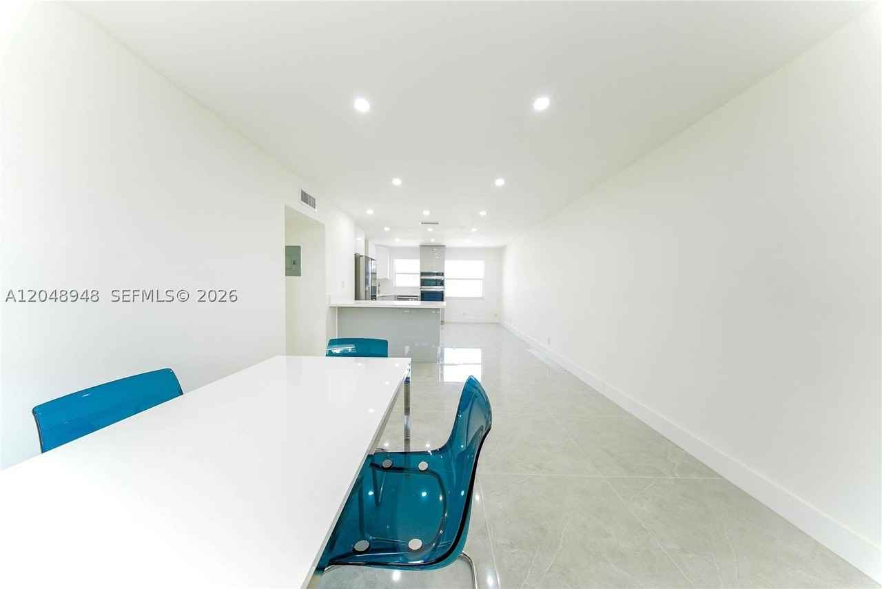 2458 Polk St #201 - Photo 3 of 28