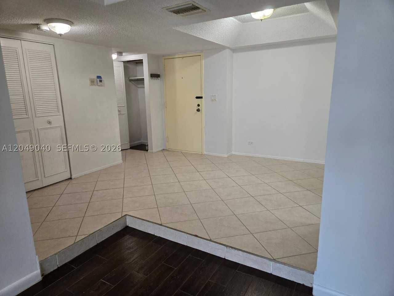3690 Inverrary Dr #2Q - Photo 3 of 31