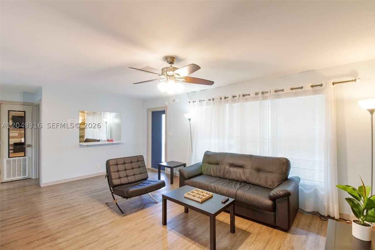 3039 Grant St #3039 - Photo 5 of 42