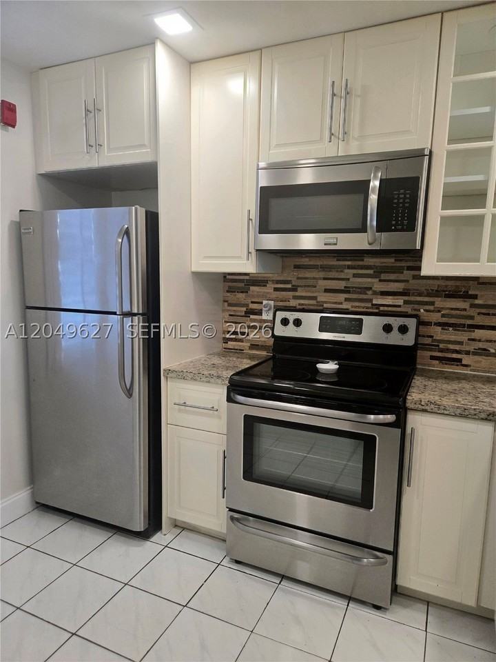 7670 Sw 152nd Ave #204 - Photo 3 of 14