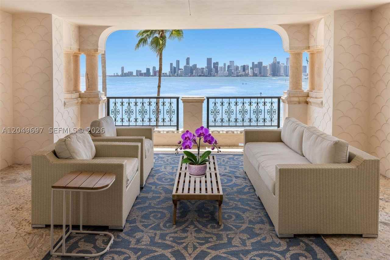 5245 Fisher Island Dr #5245 - Photo 2 of 50
