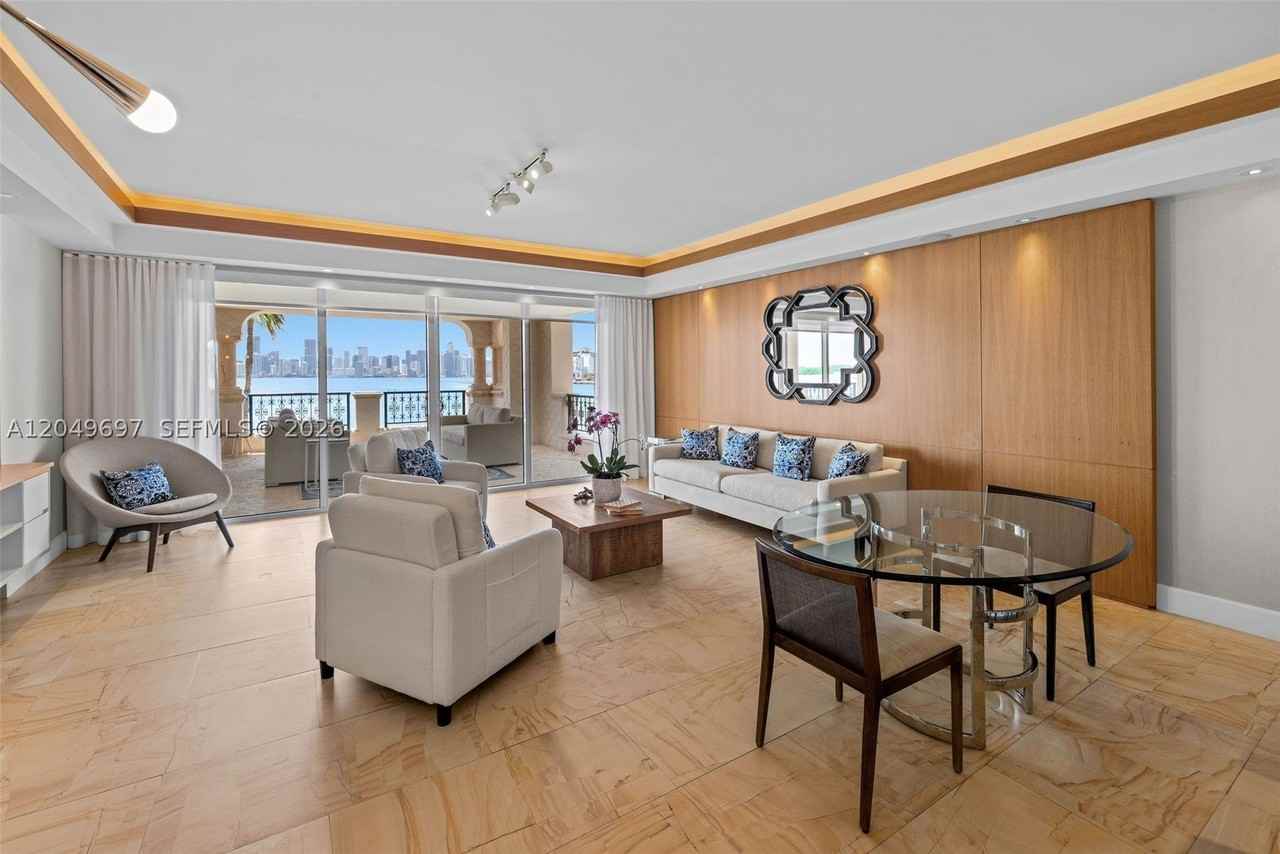 5245 Fisher Island Dr #5245 - Photo 4 of 50