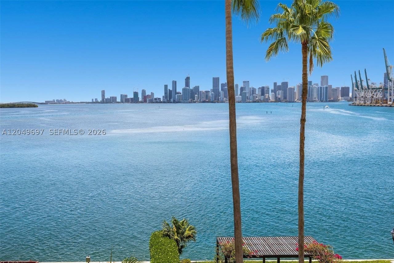 5245 Fisher Island Dr #5245 - Photo 6 of 50