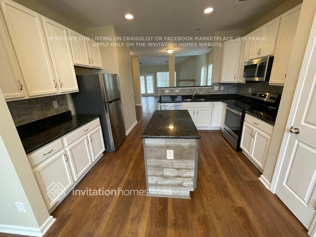 2826 Parsifal Ln - Photo 4 of 12