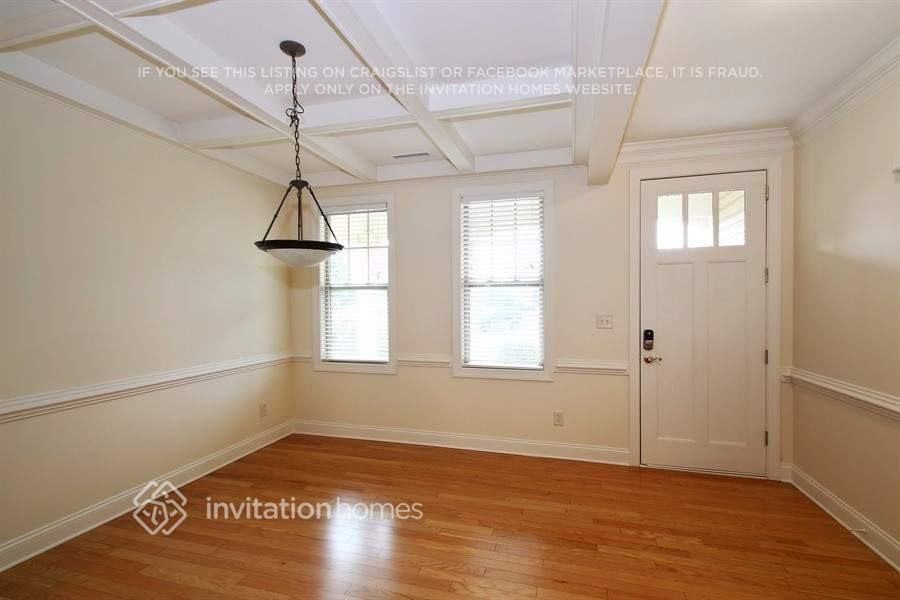 35 Baron Ct - Photo 2 of 18