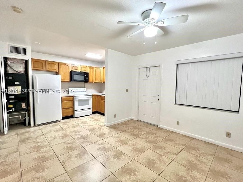 1412 Sw 41st Ave - Photo 2 of 15