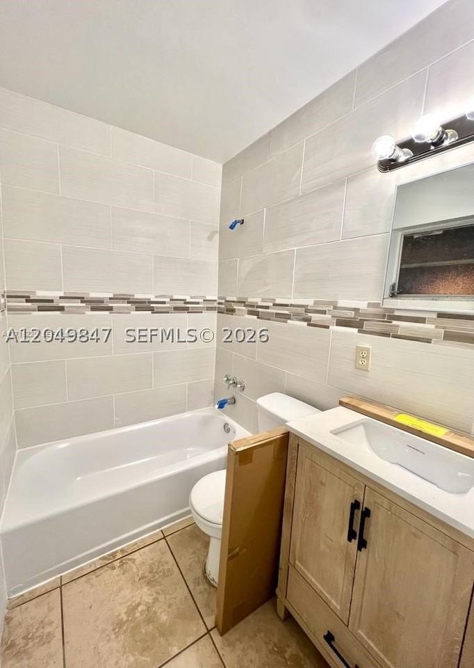 1412 Sw 41st Ave - Photo 6 of 15