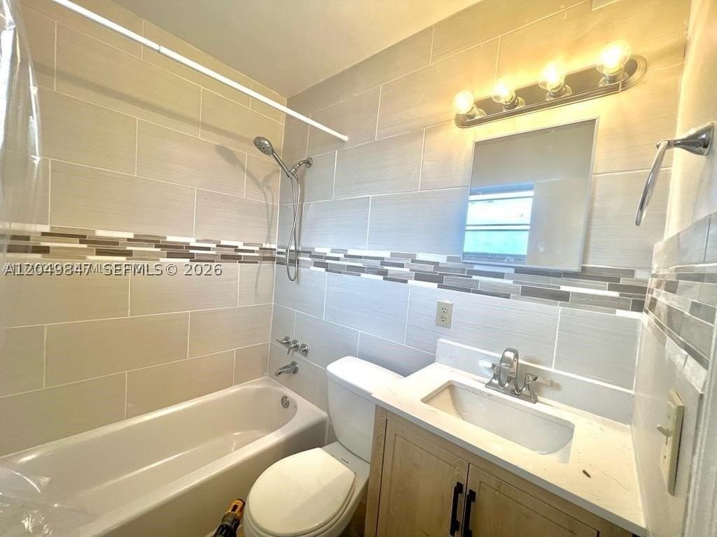 1412 Sw 41st Ave - Photo 7 of 15
