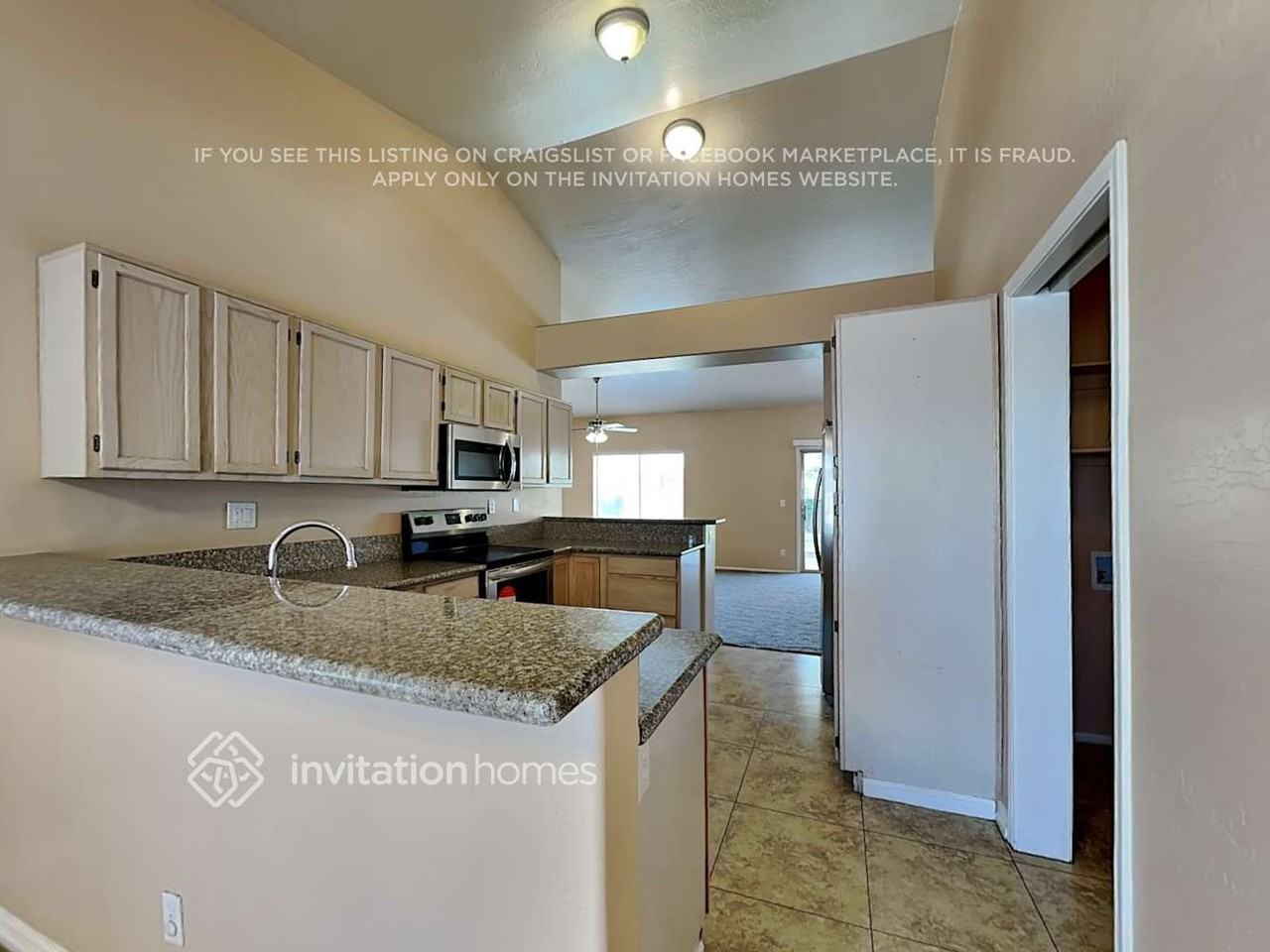 11634 W Clover Way - Photo 7 of 20
